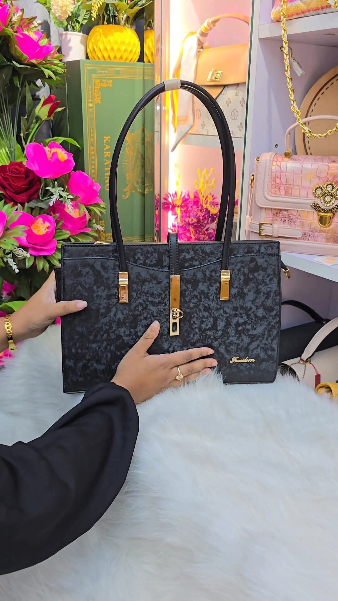 Restocked China Bag have discount